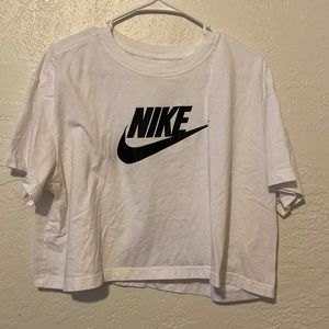 Nike Crop Top